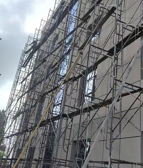 沈阳租赁脚手架厂家推荐:华洁脚手架施工前的"体检"与安全基石